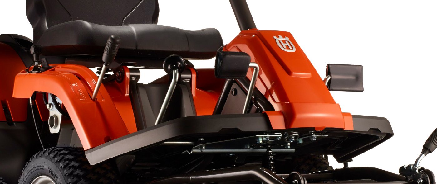 Husqvarna FrontmDher R 112C mit MDhdeck Combi 85 - RAHFY