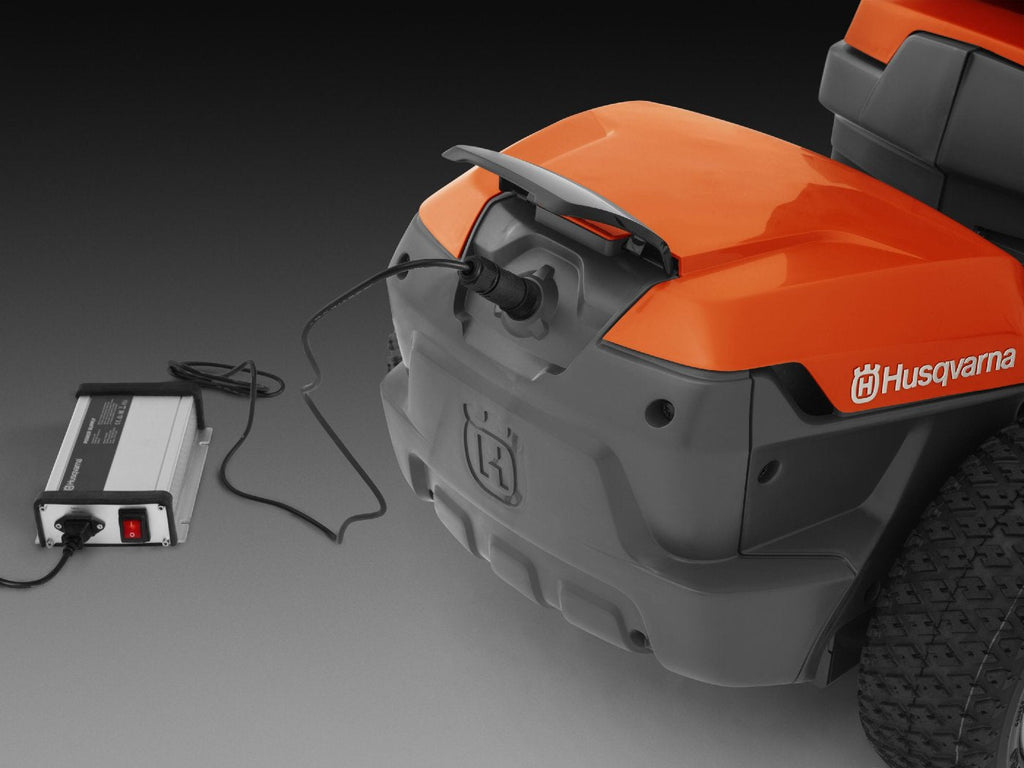 Husqvarna Akku-FrontmDher R 112iC inkl. MDhdeck Combi 85, Akku und LadegerDt - RAHFY