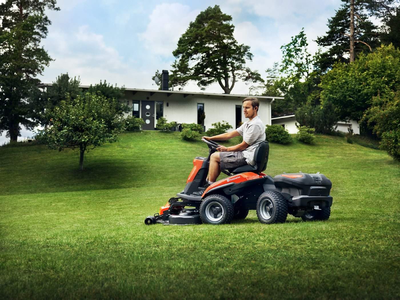 Husqvarna Akku-FrontmDher Rider 200iX - GrundgerDt ohne MDhdeck - RAHFY
